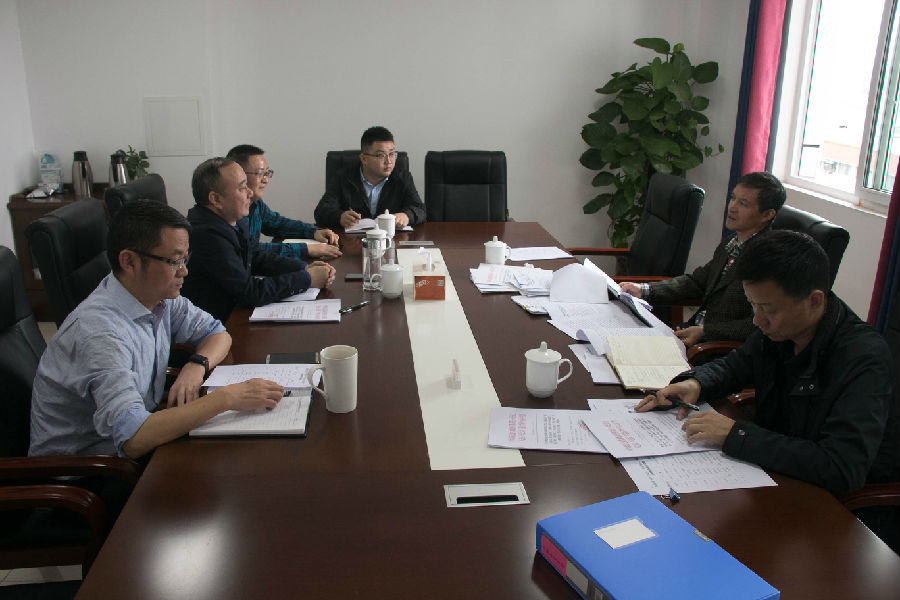 市委巡回指導十八組領(lǐng)導調(diào)研指導交發(fā)集團主題教育開展情況.jpg 620d394dbda90fa6bce589821e150565.jpg